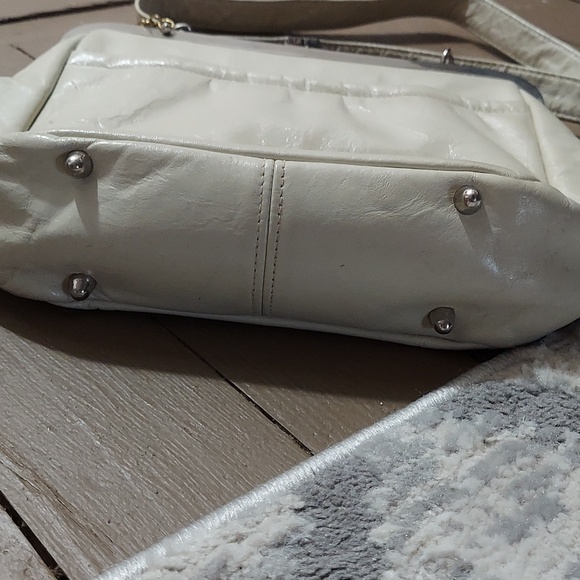 Beautiful Vintage Ruth Salz purse with matching change purse. - Picture 4 of 15